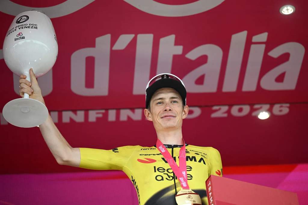Jonas Vingegaard Kunci Gelar Juara Giro d'Italia di Etape 20